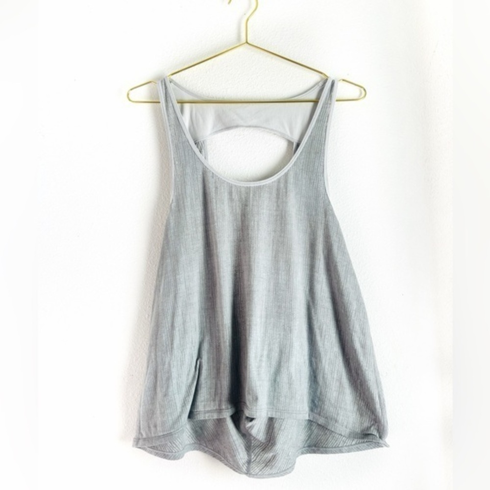 Lululemon Tank Top Shirt Open Back Gray Swoop RARE Loose Fit